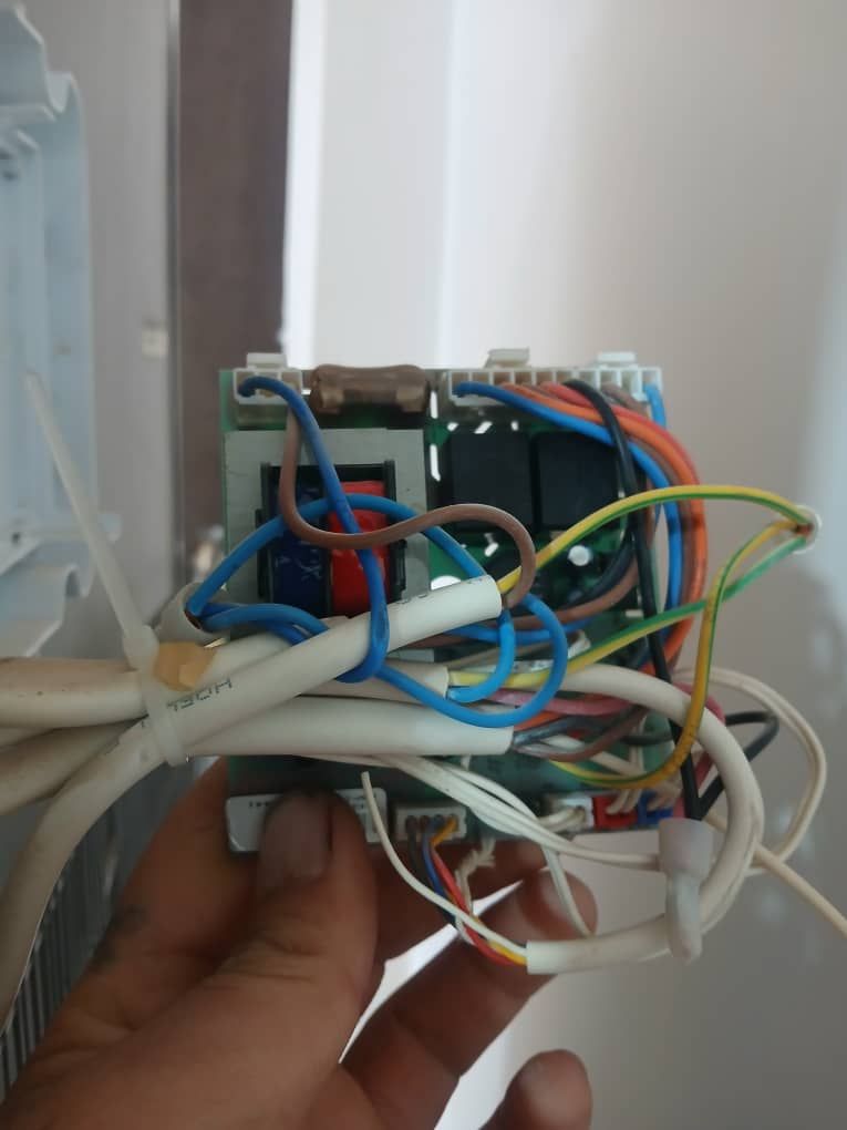 تعمیر برد یخچال سامسونگ در اردبیل